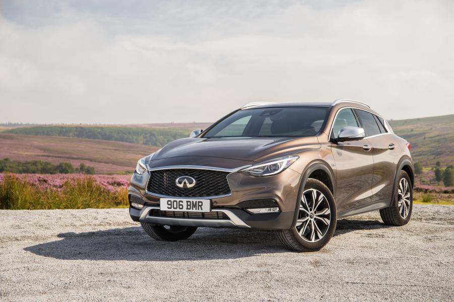 Infiniti QX30 2.2d AWD 2016 года  (WW) (фото 31 из 38)